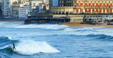 surf biarritz